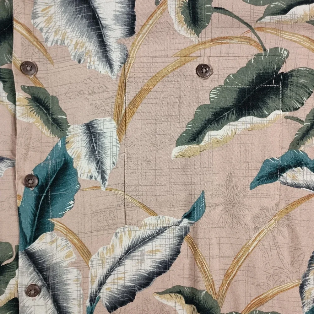 Vintage Island Shores XXL 100% Rayon Muted Salmon Tropical Pattern Mens Shirt
